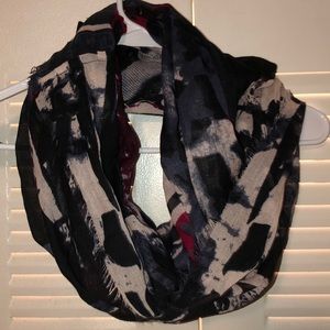 Steve Madden infinity scarf